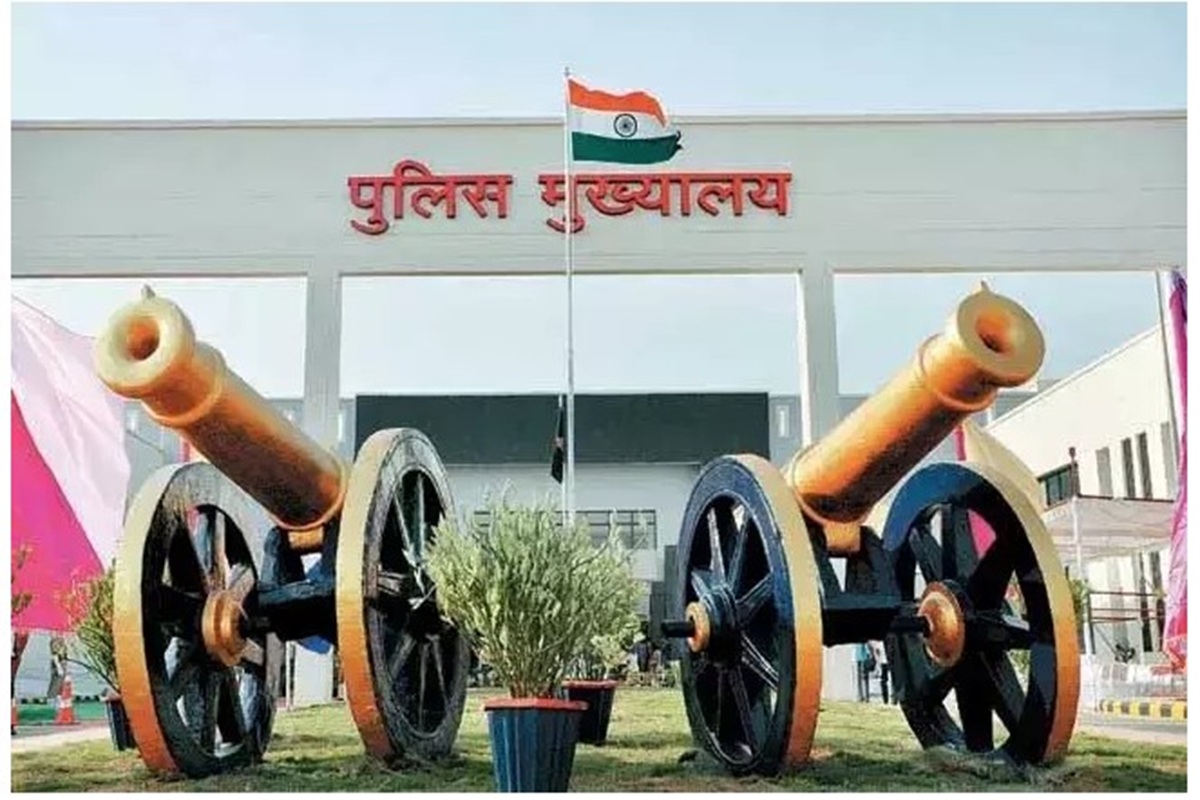 CG Police Transfer: राज्य पुलिस सेवा के 11 अधिकारियों का तबादला, बदले गए इन जिलों के डीएसपी