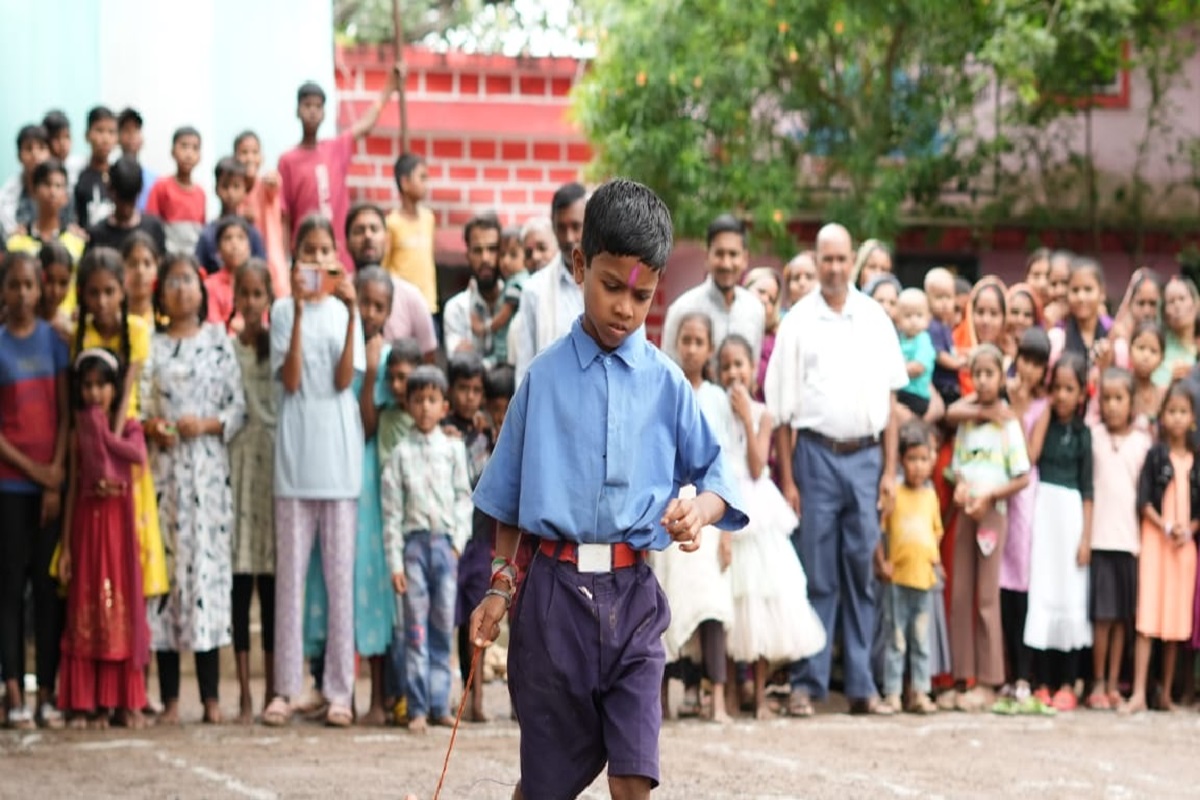 Kolihapuri Village News: सतत विकास और खेल महोत्सव को राह दिखाता, छत्तीसगढ़ का एक छोटा सा गाँव, सालों से ग्रामीणों के साथ है रिलायंस फाउंडेशन