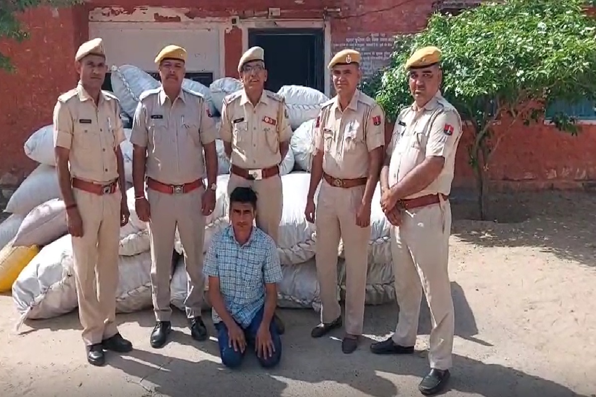 Rajasthan Crime News: 1441 किलो डोडा पोस्त के साथ आरोपी गिरफ्तार, खेत में छुपाकर रखा था मादक पदार्थ