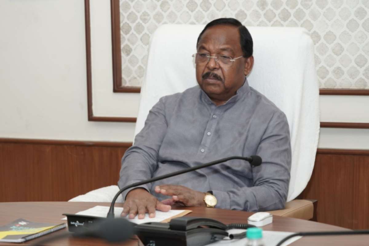 Ramvichar Netam on Bhupesh Baghel: ‘भूपेश बघेल को मर्यादा में रहकर बात करनी चाहिए’ पूर्व सीएम पर भड़के रामविचार नेताम, जानिए क्यों