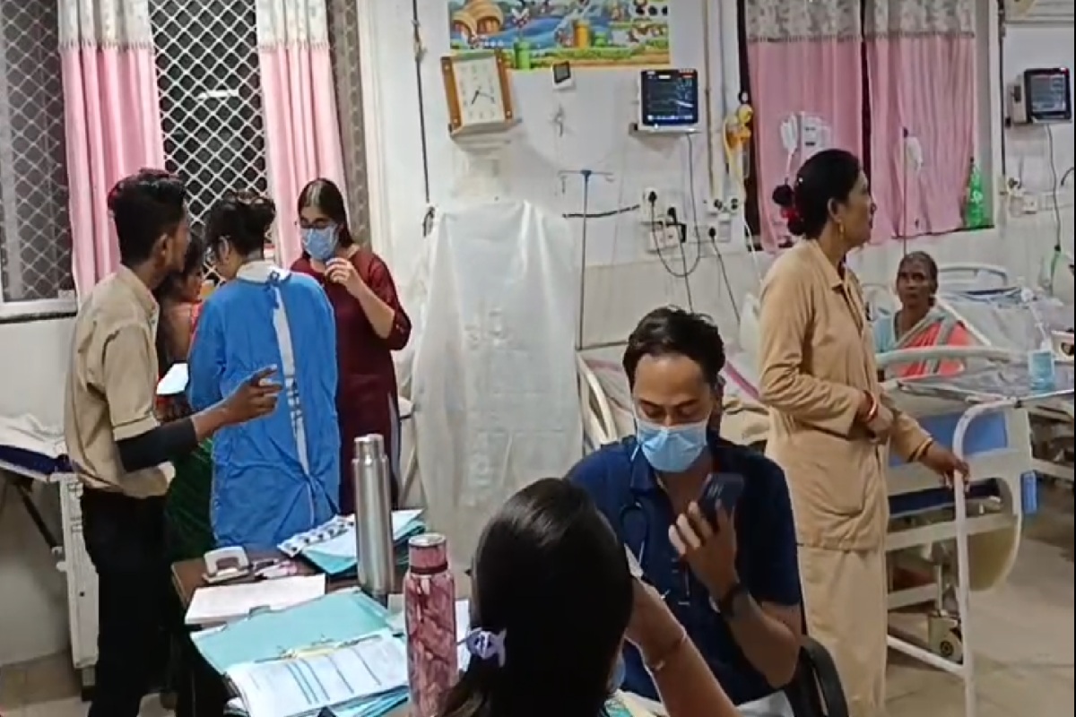 Chhindwara News: कोरोना के बाद अब एक और बीमारी का कहर, सीधे किडनी को डैमेज कर रहा ये बुखार, एक ही ब्लॉक में 6 बच्चों की मौत से हड़कंप