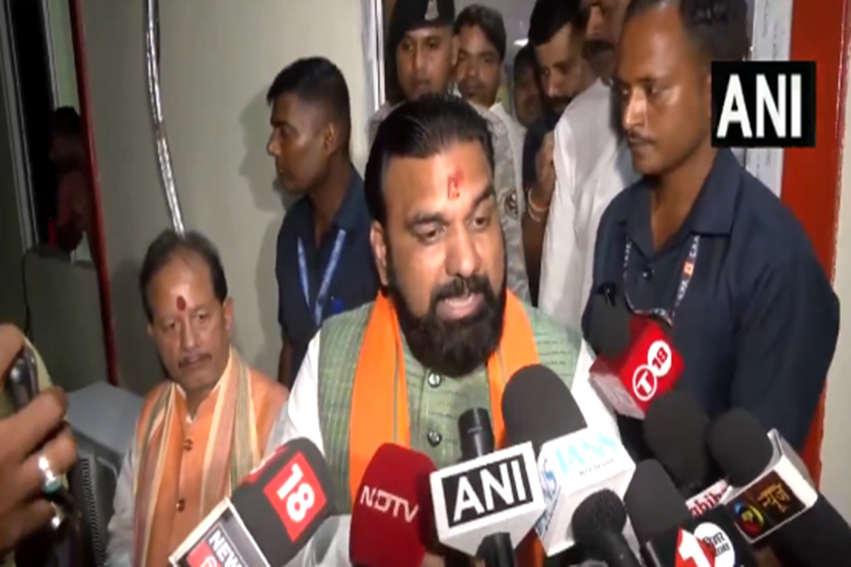 Bihar News: नौसिखिया नेता, जनता करेगी हिसाब.. प्रशांत किशोर को डिप्टी सीएम सम्राट चौधरी का करारा जवाब