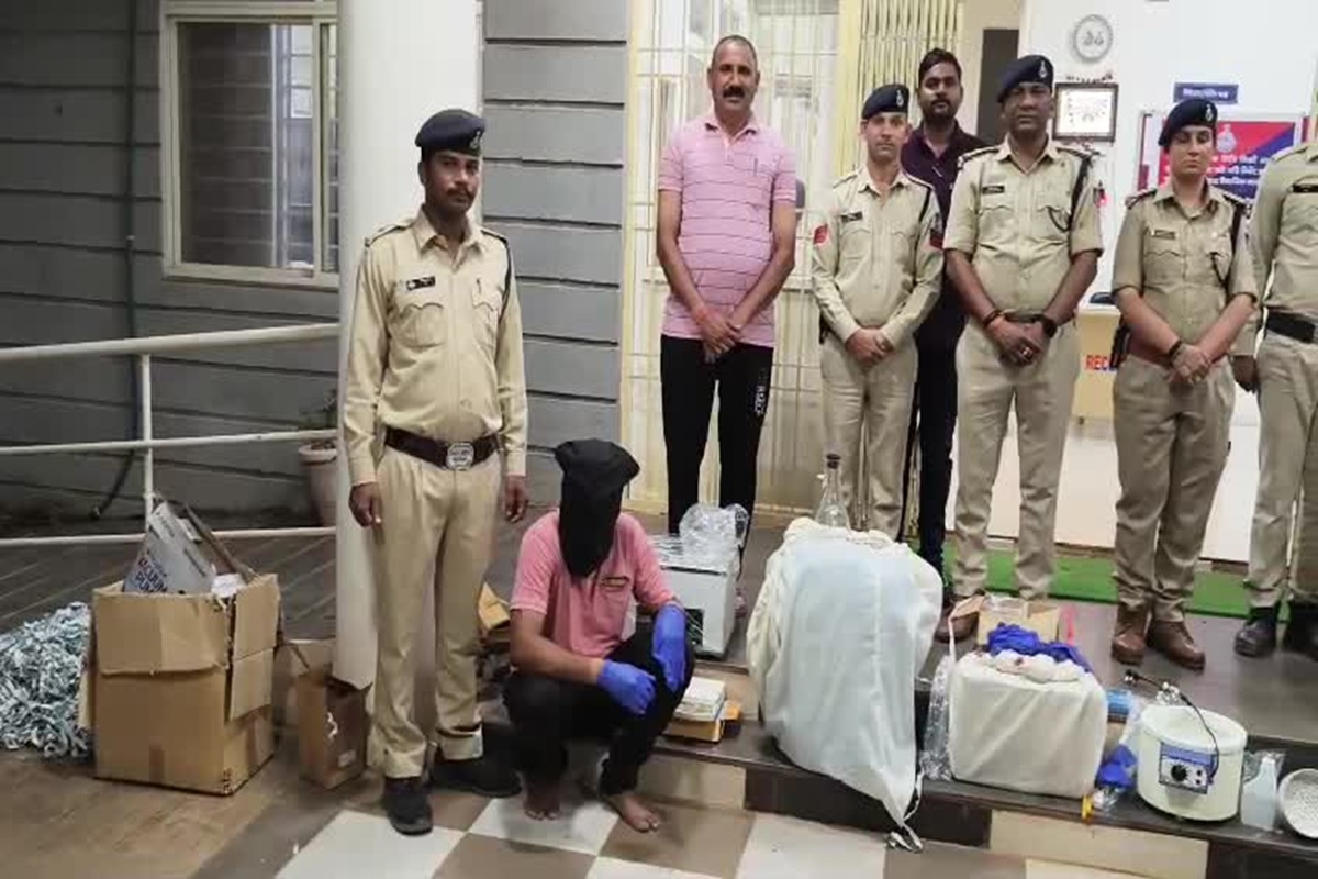 AGAR MALWA News: करीब 5 करोड़ रुपए की केटामाइन ड्रग्स जब्त, भाजपा नेता पर लगा आरोप, दो आरोपी गिरफ्तार