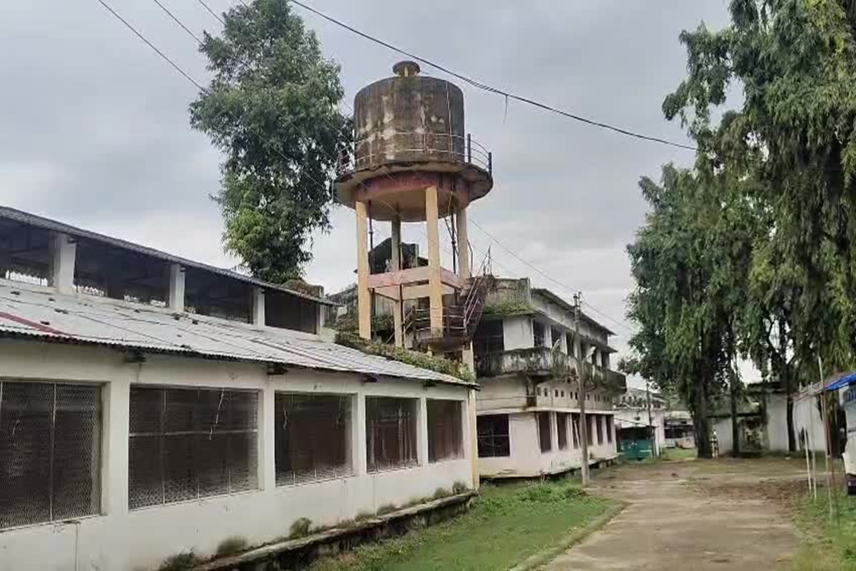 Korea News: पांच महीने से बन्द पड़ी शासकीय हेचरी, विधायक भैयालाल राजवाड़े और पूर्व नगरपालिका अध्यक्ष ने किया शहर के बीच हेचरी का विरोध