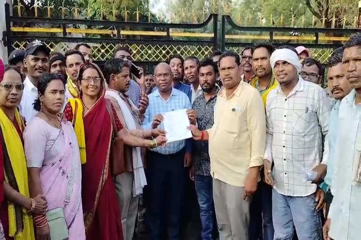 Kawardha News: कवर्धा में कॉलेज छात्रा से गैंगरेप: तीन आरोपियों की हुई पहचान, आदिवासी समाज ने की फांसी देने की मांग