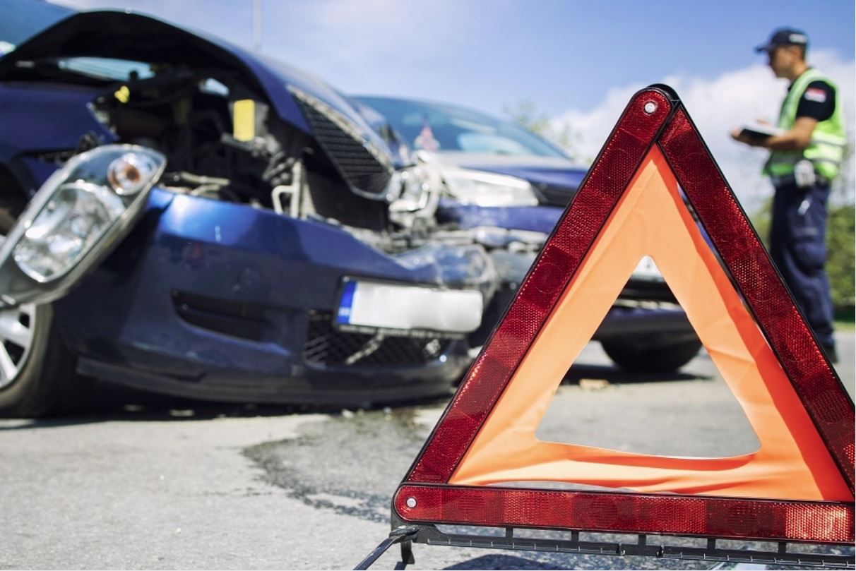 Big Road Accident News: बड़ा हादसा.. तेज रफ्तार कार ने तीन नाबालिग भाइयों को कुचला, दो की दर्दनाक मौत