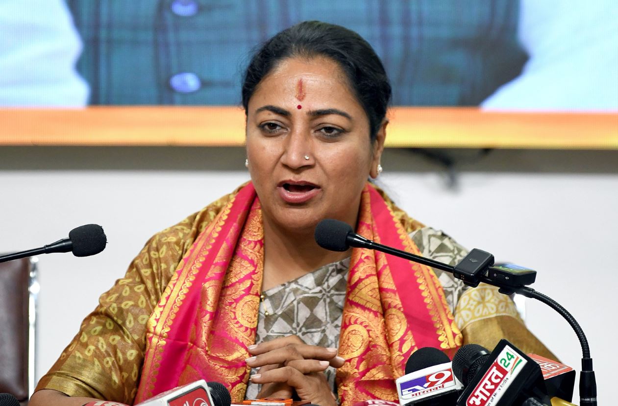 CM Rekha Gupta Statement: दिल्ली CM के इस बयान पर मच सकता है बवाल!.. भगवान हनुमान के अपमान का आरोप, सुनें क्या कहा मुख्यमंत्री ने