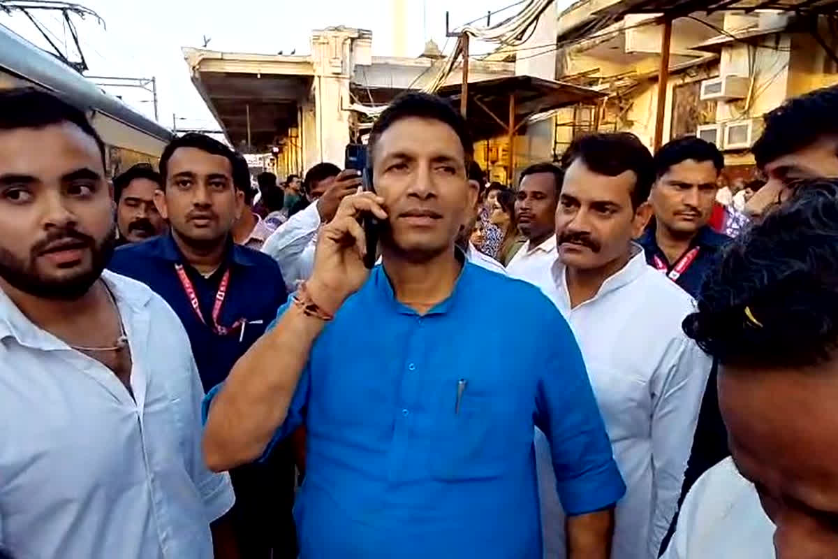 Gwalior News: PCC चीफ की आंखों के सामने छूटी वंदे भारत ट्रेन, स्टेशन तक पैदल दौड़ लगाने के बाद भी नहीं पकड़ पाए वंदे भारत