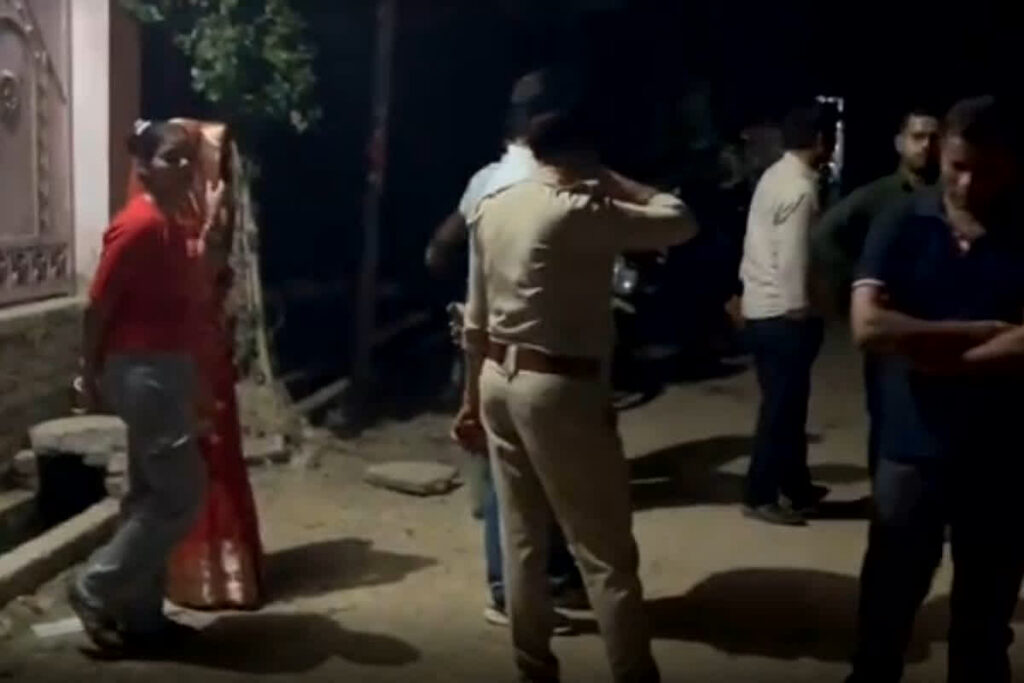 Dowry Harassment News: 'सोशल मीडिया पर रील बनाओ...पैसे कमाओ...तुम्हारा खर्च नहीं वहन कर सकता' / Image: IBC24 Customized