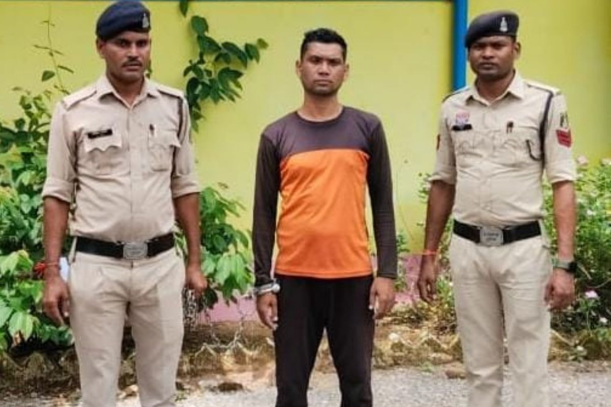 Dhamtari Rape News: तलाकशुदा महिला को प्रेमजाल में फंसाया, फिर बनाता रहा हवस का शिकार, गर्भवती होने के बाद खुला दरिंदे की पोल