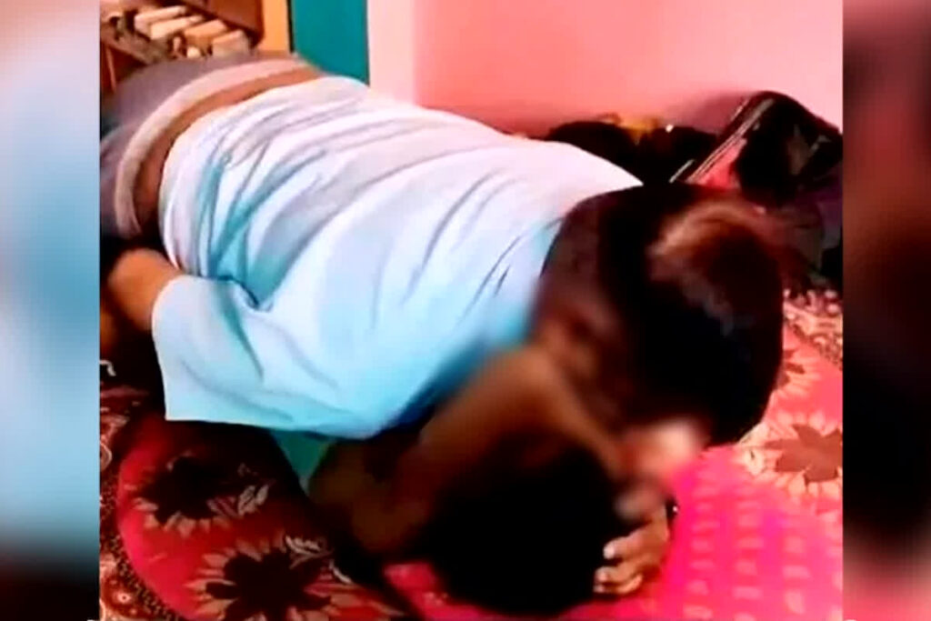 Siddharth Nagar BJP Leader Video Viral: बेटी की उम्र की लड़की के साथ सेक्स करते भाजपा नेता का वीडियो वायरल / Image: viral Video