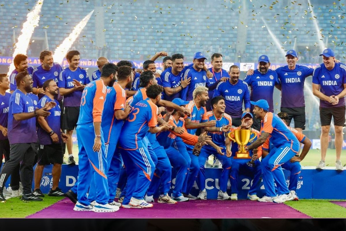 India Asia Cup Win Celebration: एशिया कप की ट्रॉफी नहीं मिली तो क्या हुआ, India vs Pakistan Final में टीम इंडिया का जश्न पाकिस्तान नहीं भूलेगा ताउम्र, वायरल हुआ अनोखा अंदाज