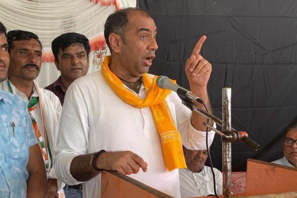 Rajgarh News, Rajgarh latest news, Rajgarh CM Teerth Darshan Yojana, Rajgarh political controversy, Rajgarh BJP vs Congress, Rajgarh social welfare scheme, Rajgarh senior citizen scheme, Rajgarh pilgrimage scheme, Rajgarh corruption allegations, Rajgarh beneficiary list, Rajgarh Hazarilal Dangi news, Rajgarh government scheme news, Rajgarh political news, Rajgarh election updates, Rajgarh public protest, Rajgarh scheme misuse