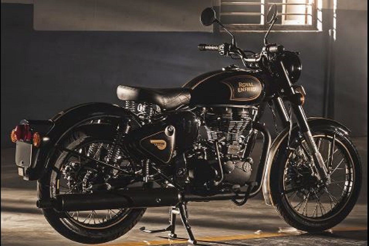 Royal Enfield Bikes: 22,000 रुपये तक सस्ती हुई Royal Enfield, Hero की बाइक्स पर भी भारी डिस्काउंट