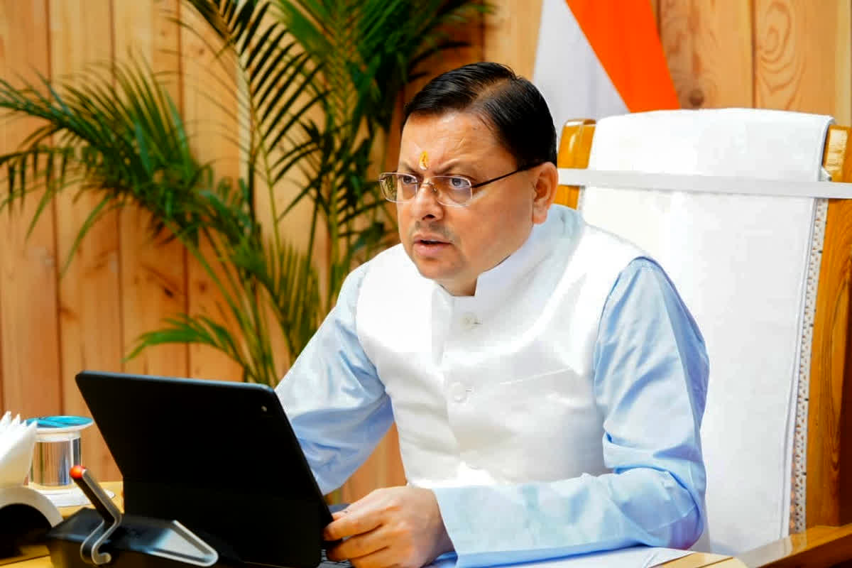 Uttarakhand News: आपदा प्रबंधन, कानून व्यवस्था और जनसुविधाओं पर ध्यान दें, CM धामी ने सभी DM की दिए ये निर्देश