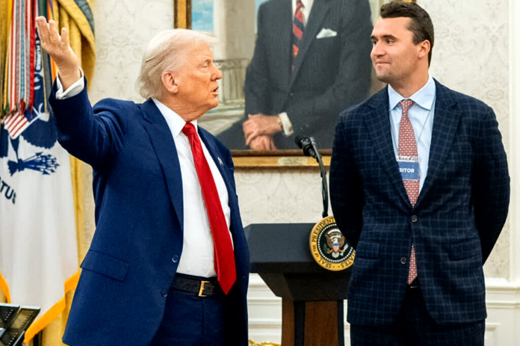 Charlie Kirk Shot Dead: डोनाल्ड ट्रंप के सबसे बड़े समर्थक चार्ली किर्क की दिनदहाड़े गोली मारकर हत्या / Image: X