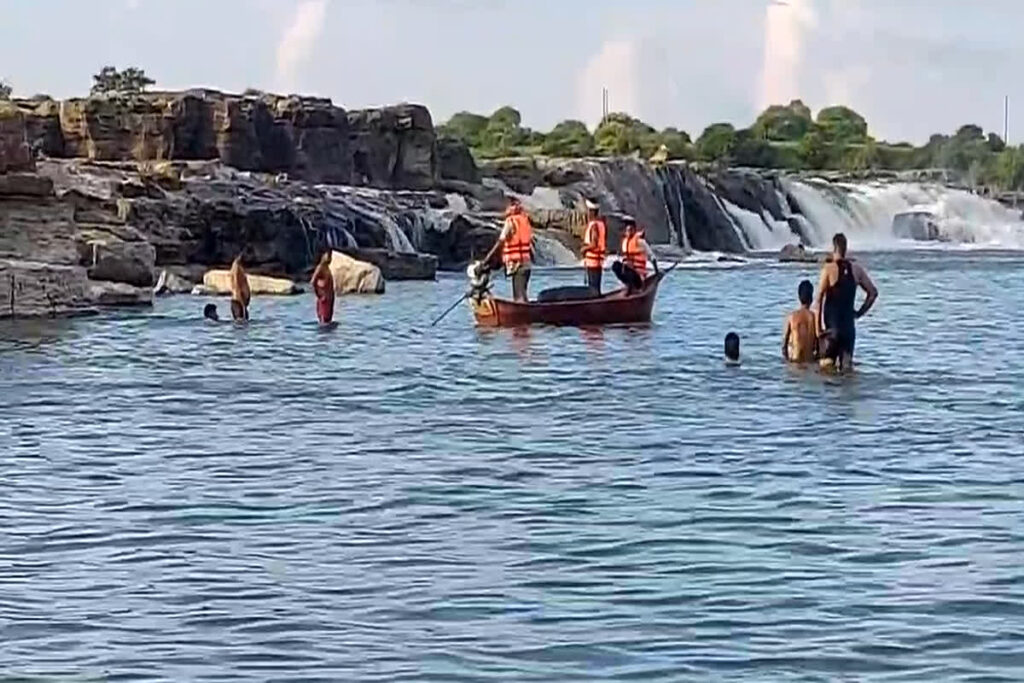 Damoh News/Image Credit: IBC24