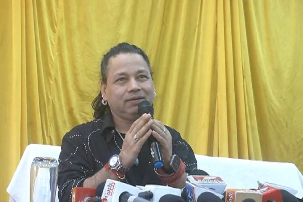 Kailash Kher PC in Raigarh, image source: ibc24