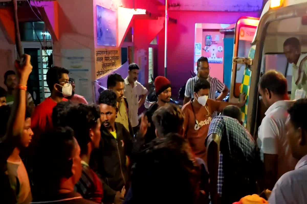 Keshkal News: कबड्डी मैच के दौरान हुआ बड़ा हादसा, एक खिलाड़ी समेत 3 लोगों की हुई मौत, तीन की हालत गंभीर, जानें क्या है पूरा मामला