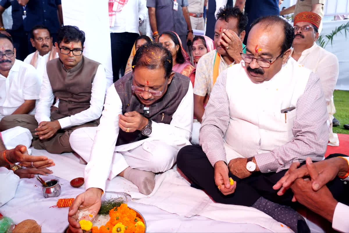 Chhattisgarh News: सीएम साय ने खरसिया को दी बड़ी सौगात, रेलवे ओवरब्रिज सहित 66.84 करोड़ रुपये के विकास कार्यों का भूमिपूजन