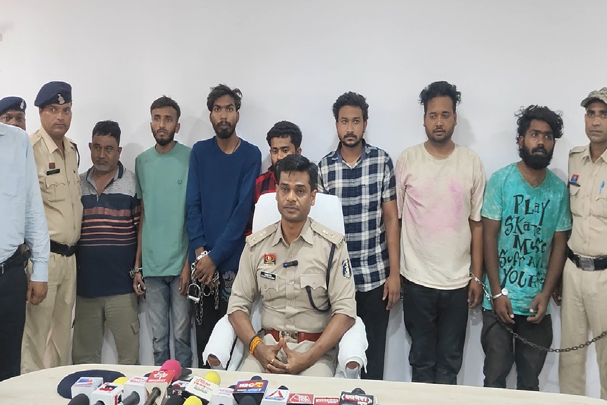 Manendragarh Crime News: युवक की हत्या करने वाले 9 आरोपियों को पुलिस ने किया गिरफ्तार, 2 नाबालिग भी है शामिल