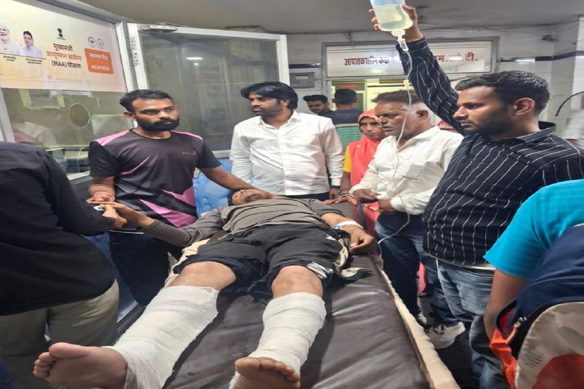 MLA Arjun lal Jingar: विधायक के समर्थकों ने तोड़ दिया सोशल मीडिया यूजर के दोनों पैर! चुनावी वादा याद दिलाना पड़ा भारी