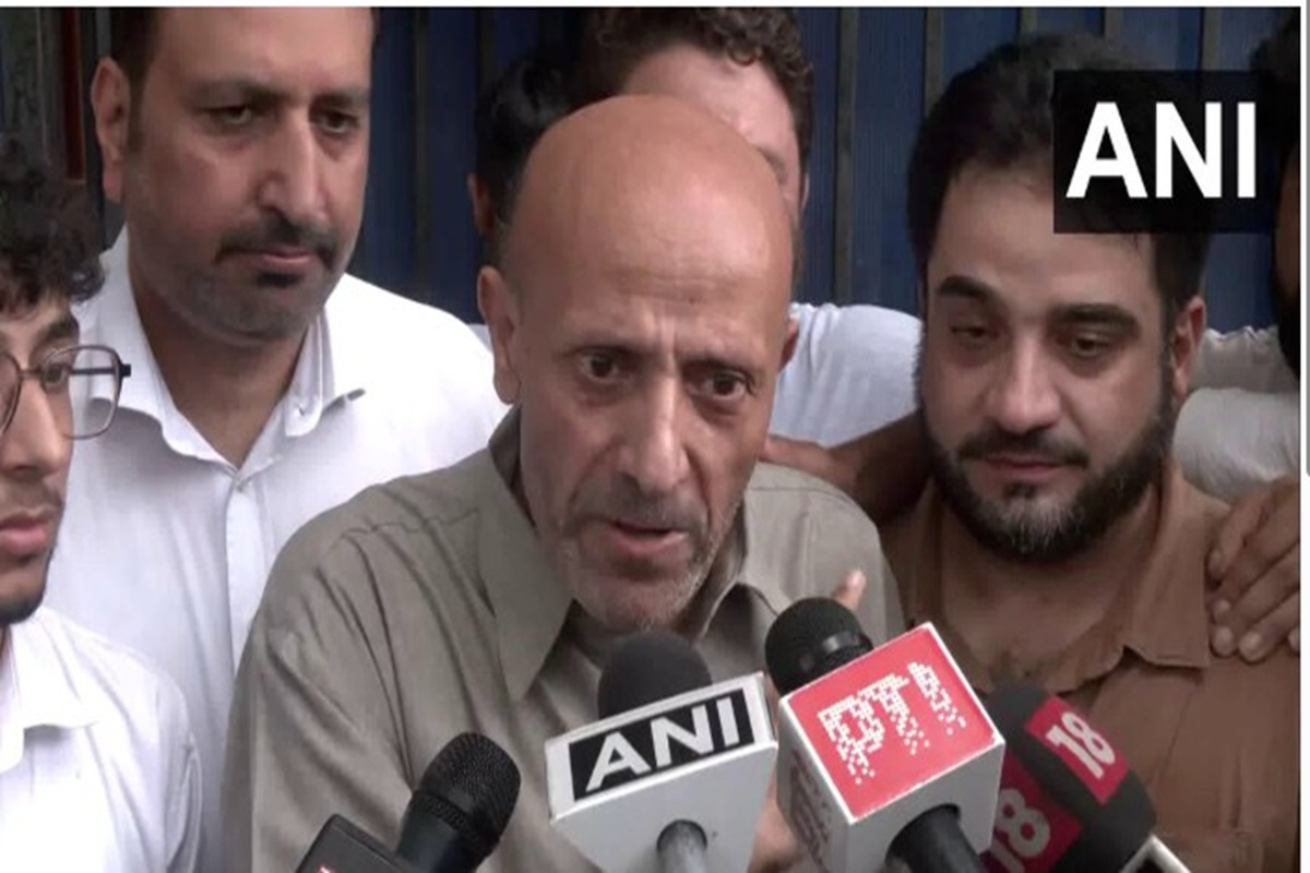Engineer Rashid: तिहाड़ जेल में बंद सांसद को किन्नरों ने पीटा! HIB पॉजिटिव ​किन्नरों के साथ रखने का दावा