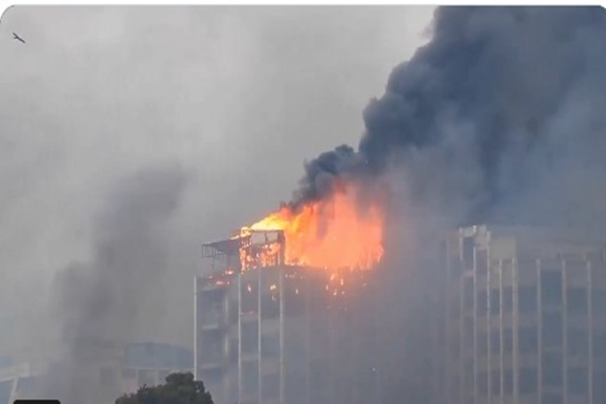 Nepal Protest update: प्रदर्शनकारियों ने मेनस्ट्रीम मीडिया संस्थान का ऑफिस जलाया, दूर से दिखाई दे रही आग की लपटें