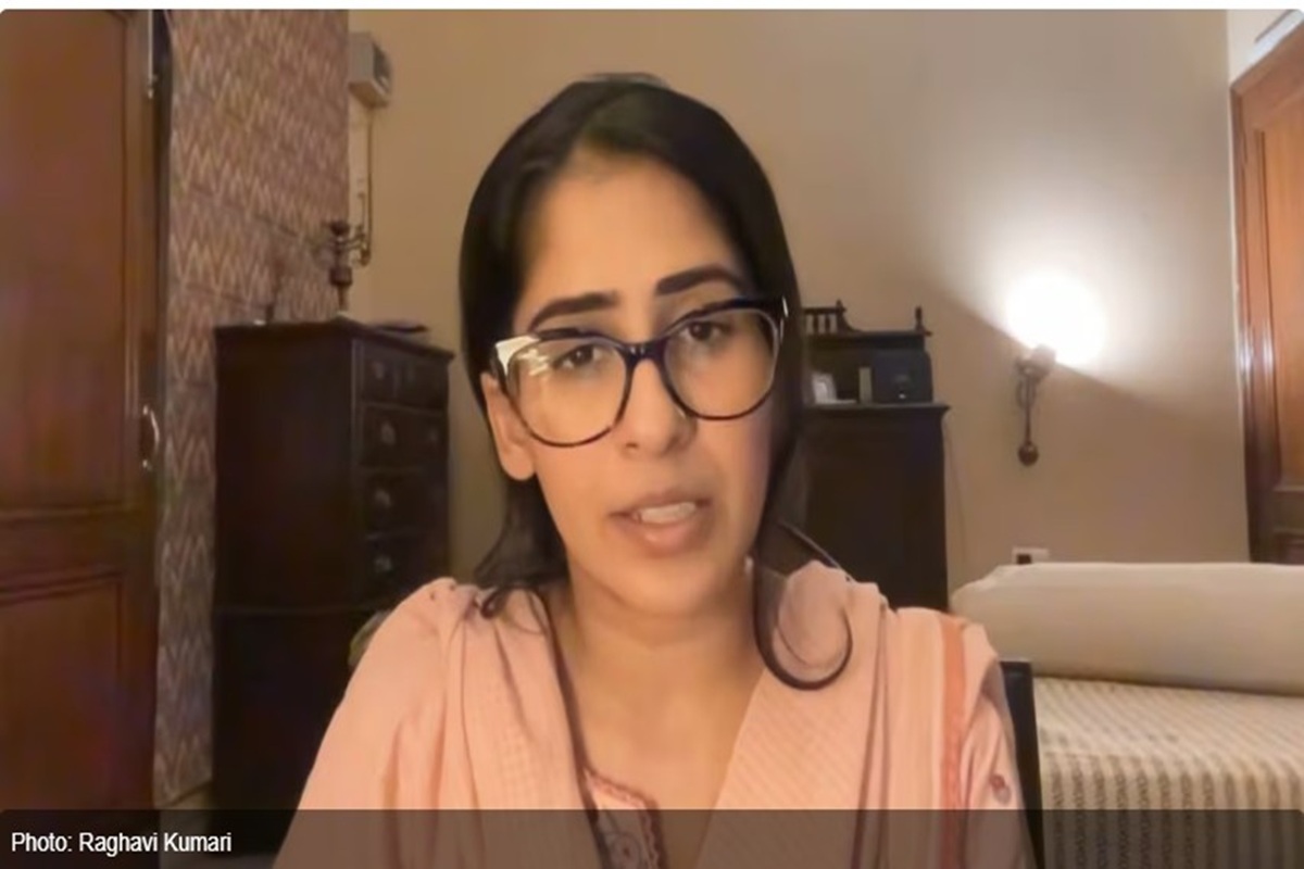 Raghavi Kumari video: ऑन कैमरा विधायक राजा भैया की बेटी ने पिता पर लगाए कई गंभीर आरोप, बोली- मां पर दर्ज कराए जा रहे फर्जी मुकदमे, सरकार पर भी साधा निशाना
