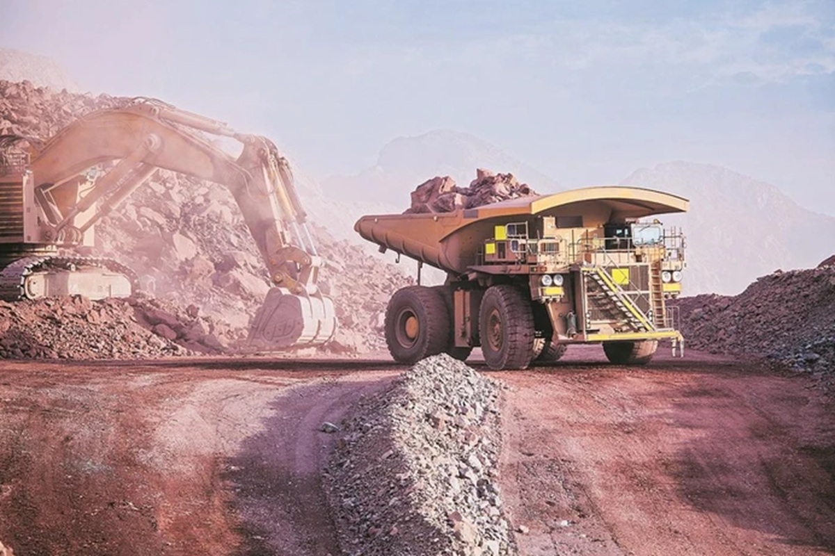 CG News: खनन क्षेत्र में देश का आदर्श राज्य बना छत्तीसगढ़, देश की GDP में दे रहा 10 प्रतिशत का योगदान, साय सरकार की इन नीतियों मिली सफलता