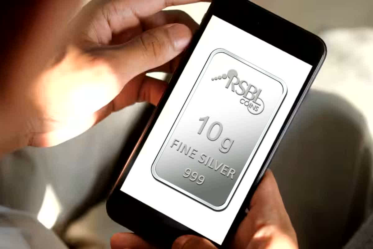 BSNL Diwali Recharge Offer 2025: मात्र 100 रुपए रिचार्ज करवाने पर मिलेगा 10 ग्राम चांदी का सिक्का, आज और कल के लिए लागू रहेगा ऑफर