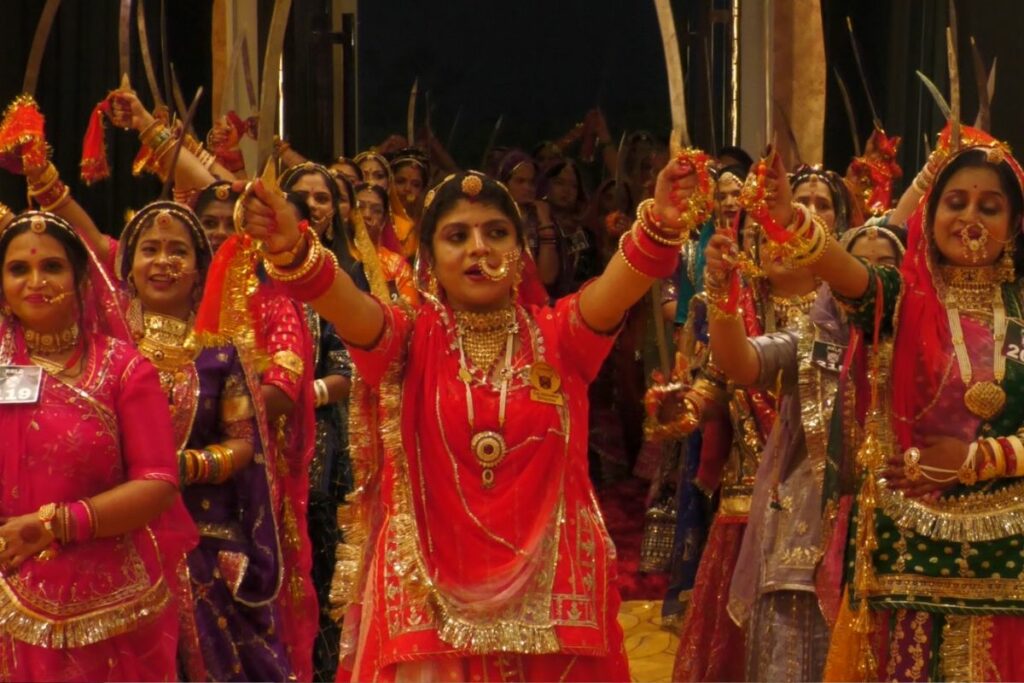 Jabalpur News, Jabalpur Talwar Raas event, Rajput women sword dance, Kshatriya women Jabalpur, Jabalpur cultural event, Jabalpur women empowerment, Talwar Raas Jabalpur, Jabalpur Rajputana group, sword dance tradition Jabalpur, Jabalpur female warriors event, Jabalpur Navratri Talwar Raas, Jabalpur women Shastra Poojan, Rajput Talwar Raas 2025, Madhya Pradesh sword dance, Jabalpur heritage event, Rajput women celebration Jabalpur