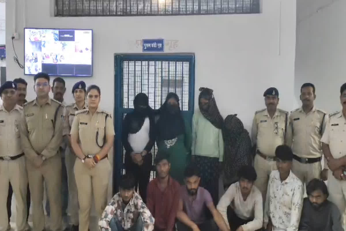 Katni Crime News: महिला मित्र ने फोन कर मिलने बुलाया, ढाबे के कमरे में युवक के साथ तीन लड़की, फिर कुछ देर में हो गया हो गए ये बड़ा कांड