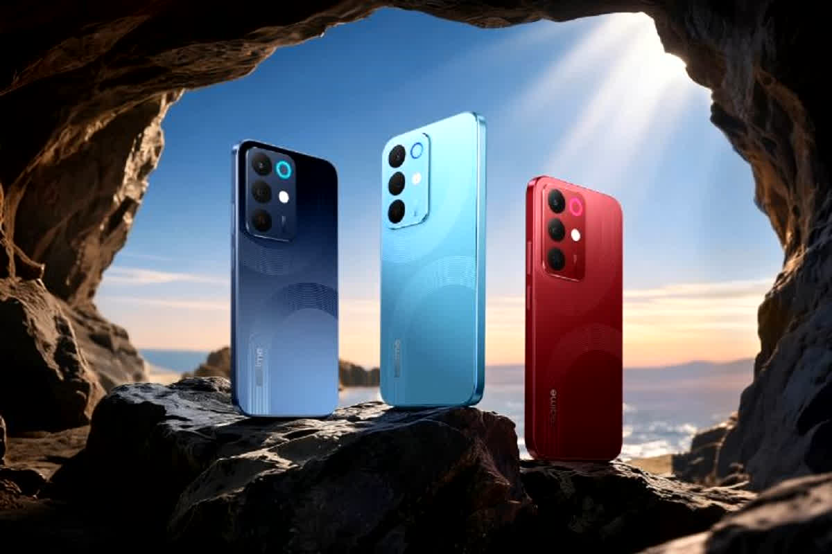 Realme 15X launch: रियलमी का नया दमदार फीचर्स वाला स्मार्टफोन, 7000mAh की बड़ी बैटरी और 50MP AI सेल्फी कैमरा के साथ बेहद किफायती दाम में लॉन्च