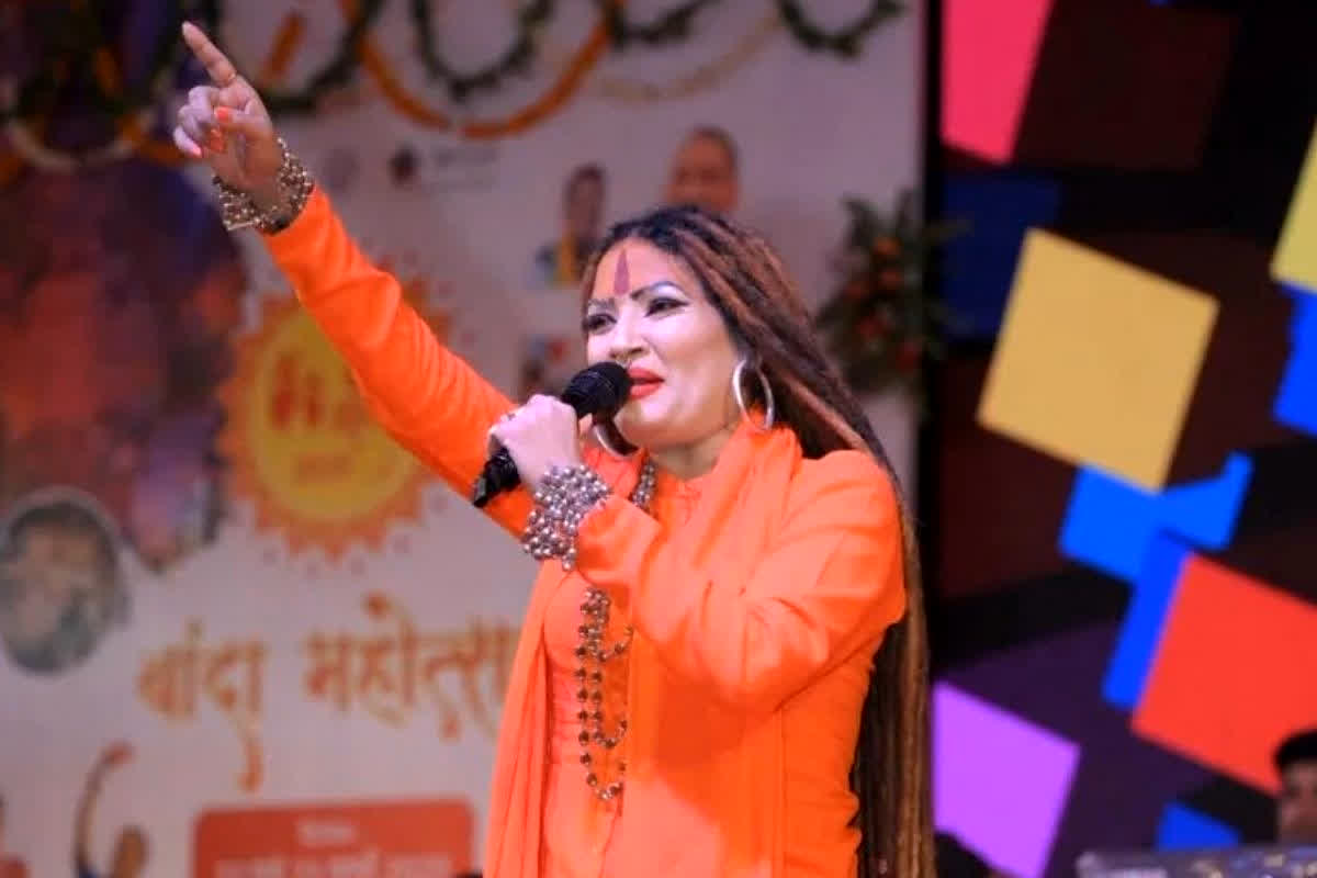 Shahnaaz Akhtar: ‘सनातन धर्म में कोई कमी नहीं जो त्यागना पड़े’, भजन गायिका शहनाज अख्तर का बड़ा बयान, बोली- नहीं चाहती श्रद्धा जैसी लड़की 35 टुकड़ों में कटे