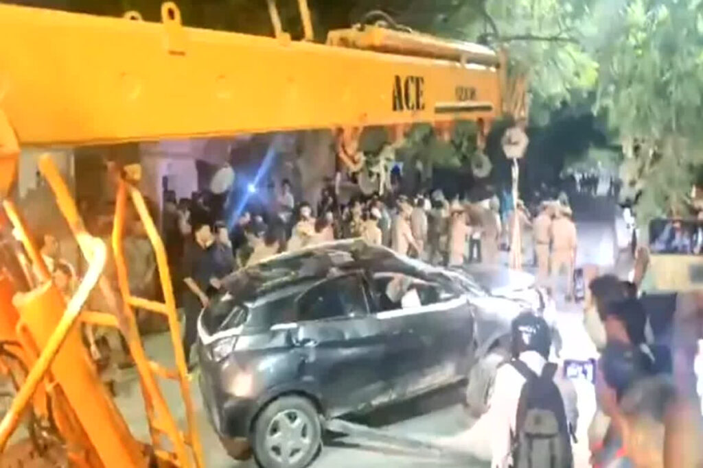 Agra Road Accident News/Image Credit: IBC24