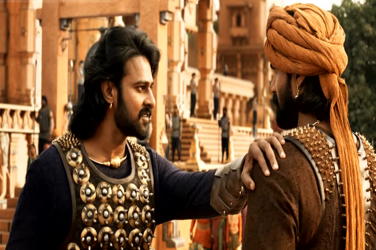 Baahubali The Epic Released: रिलीज़ के पहले दिन तोड़े सारे रिकॉर्ड! ‘बाहुबली: द एपिक’ ने साउथ सिनेमा के बड़े रिकॉर्ड्स को दी चुनौती… जानें फैंस के रिव्यु