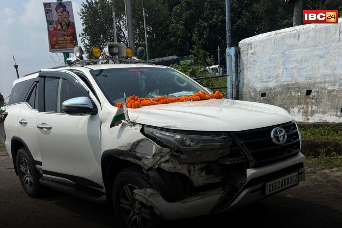 Chhattisgarh News: मंत्री श्याम बिहारी जायसवाल की कार ट्रक से टकराई, जन्मदिन कार्यक्रम से लौटते वक्त हुआ हादसा