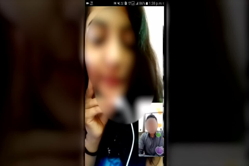 Husband Killed Wife: वीडियो कॉल पर ऐसी हालत में आशिक के साथ बात कर रही थी पत्नी, अचानक आ गया पति / Image: File