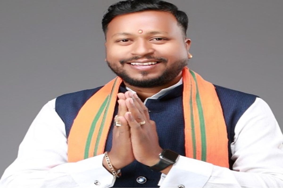 Raipur news: रायपुर नगर निगम के पार्षद को मिली अनुकंपा नियुक्ति, जनप्रतिनिधि को सरकारी नौकरी पर कांग्रेस ने उठाए सवाल