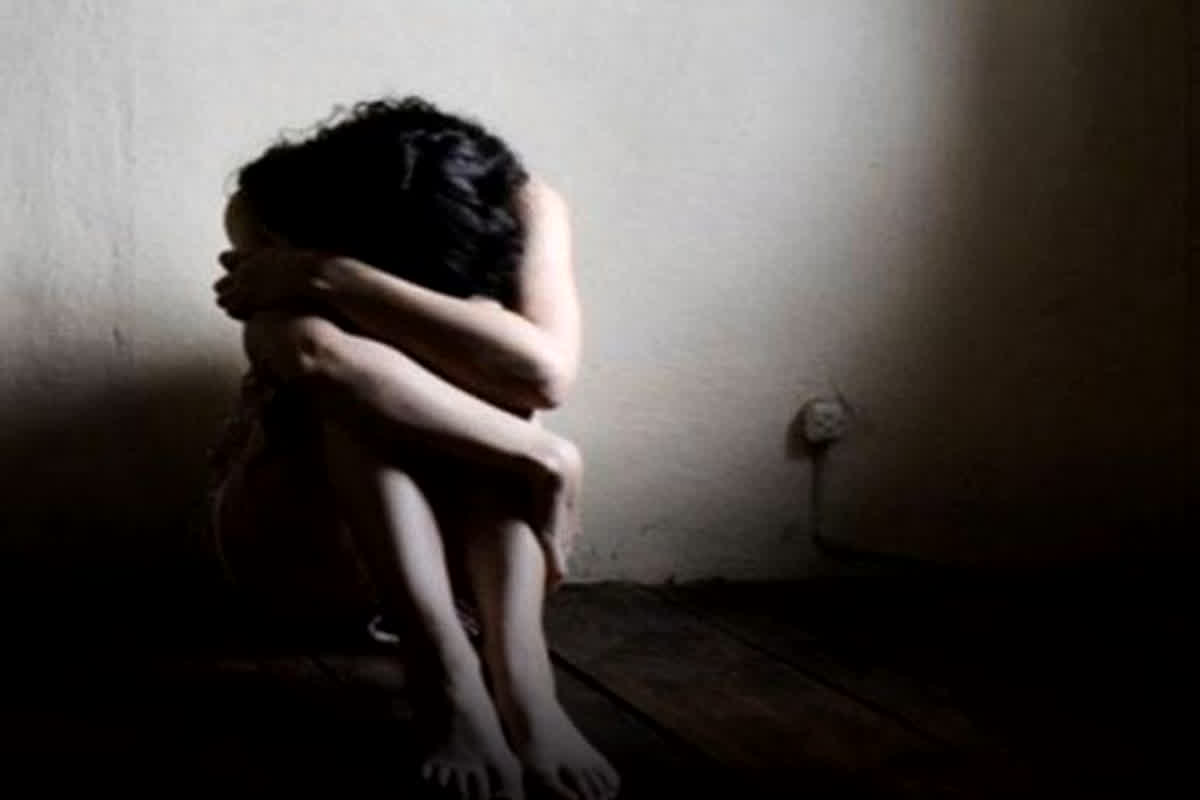 Keshkal Crime News: युवक ने धमकी देकर नाबालिग से किया दुष्कर्म, युवती के गर्भवती होने पर हुआ मामले का खुलासा