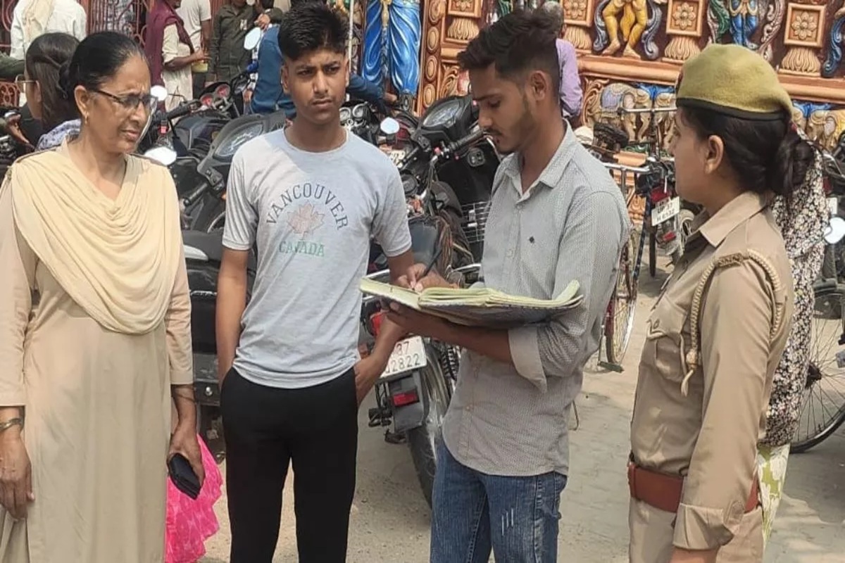 Bihar News: स्कूल-कॉलेजों के बाहर मंडराने वाले मनचलों की अब खैर नहीं! एंटी-रोमियो दस्ते की होगी तैनाती, पकड़े जाने पर होगा तगड़ा एक्शन