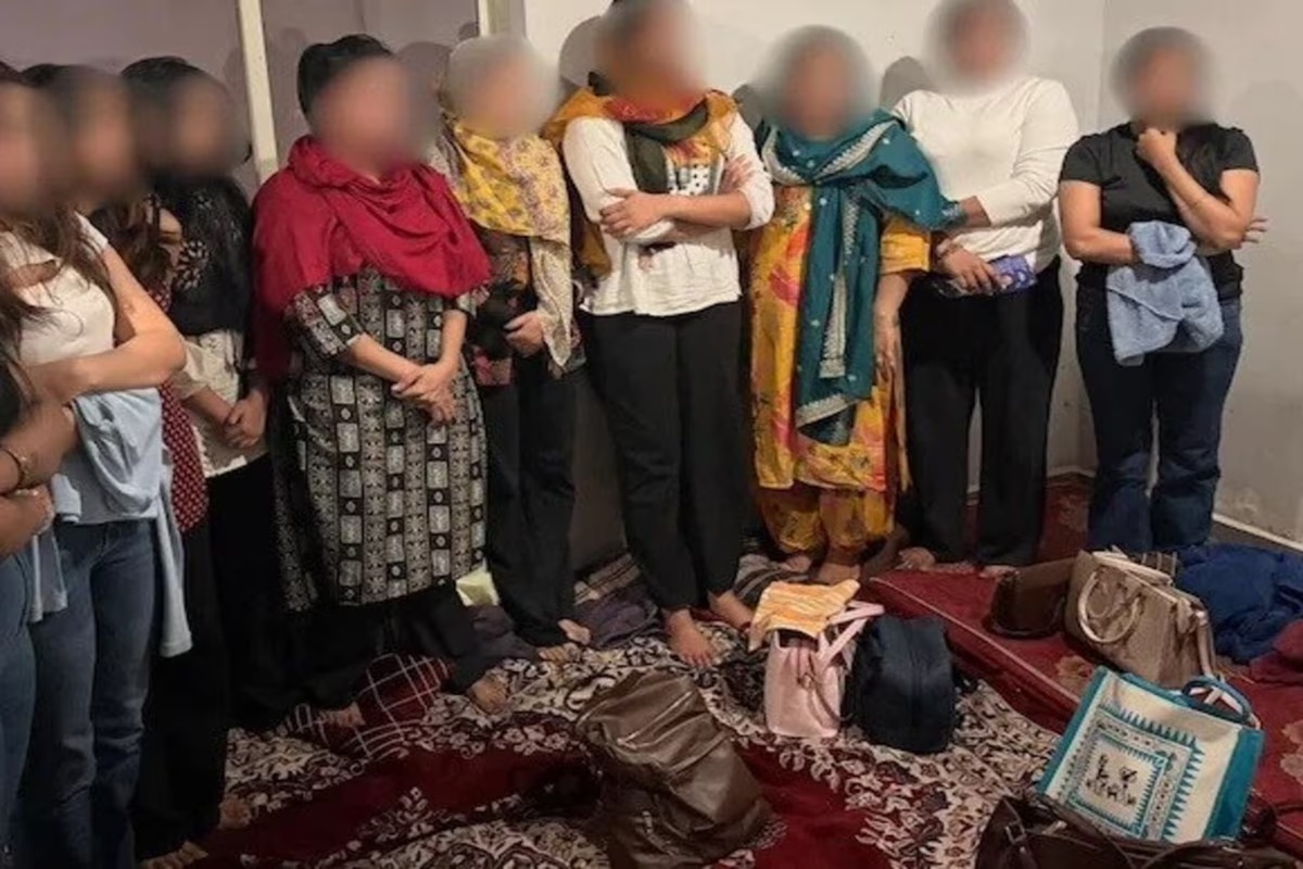 Sex Racket: हाईप्रोफाइल सेक्स रैकेट का पर्दाफाश, WhatsApp के जरिए होती थी ग्राहकों से डील, स्पा सेंटर में आपत्तिजनक हालत में पकड़े गए इतने लोग