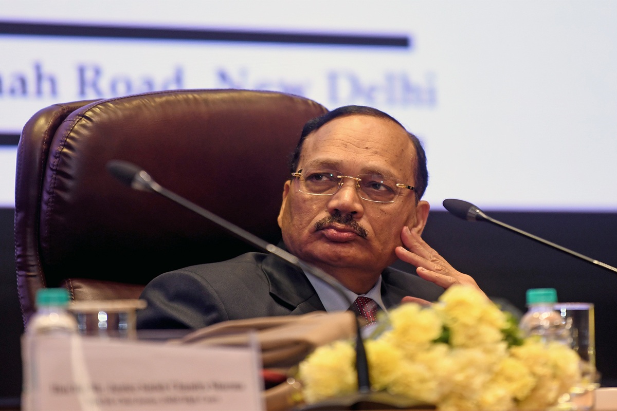 AADHAAR Verification For OTT: Netflix और YouTube पर ऐसा कंटेट देखने के लिए इस कार्ड से होगा उम्र का वेरिफिकेशन! अश्लीलता पर सख्त हुए CJI सूर्यकांत ने दिया सुझाव