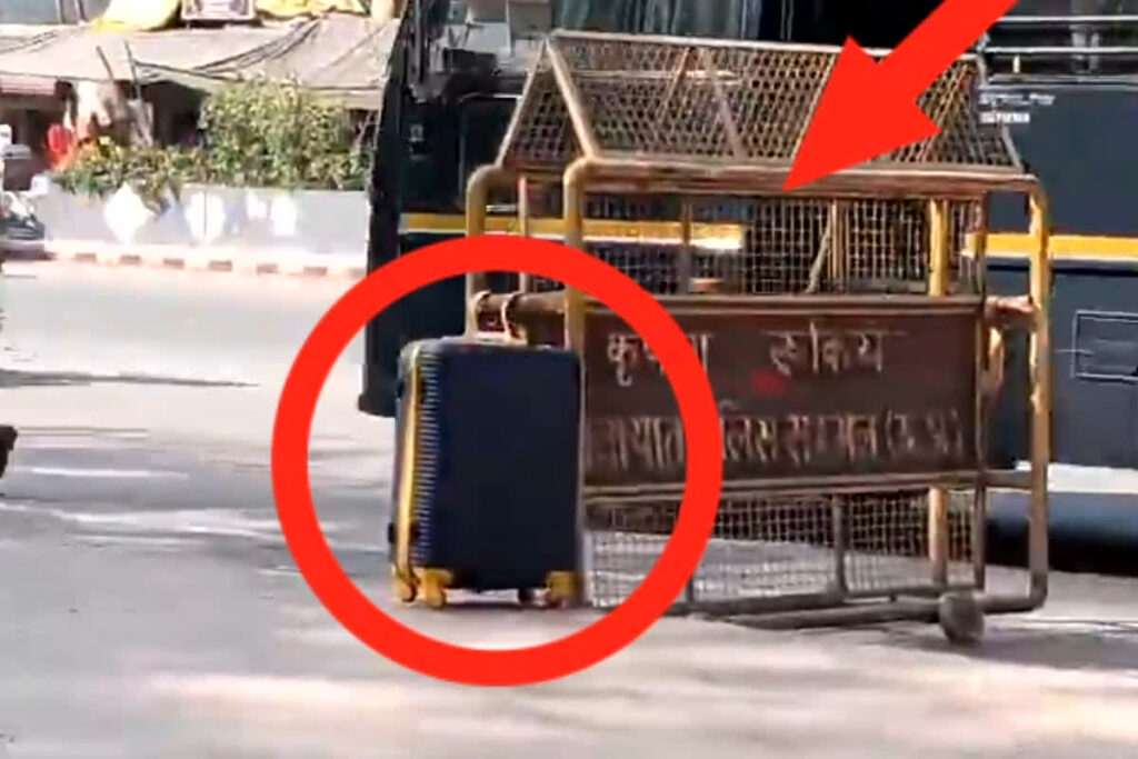 Ayodhya News, Ayodhya Circuit House, Ayodhya abandoned bag, Ayodhya police alert,