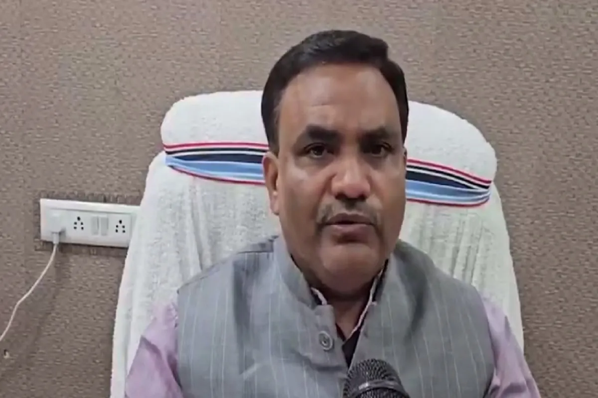 CG News: छत्तीसगढ़ के मदरसों में अनिवार्य होगा वंदे मातरम! वक्फ बोर्ड के अध्यक्ष डॉक्टर सलीम राज ने कही ये बात