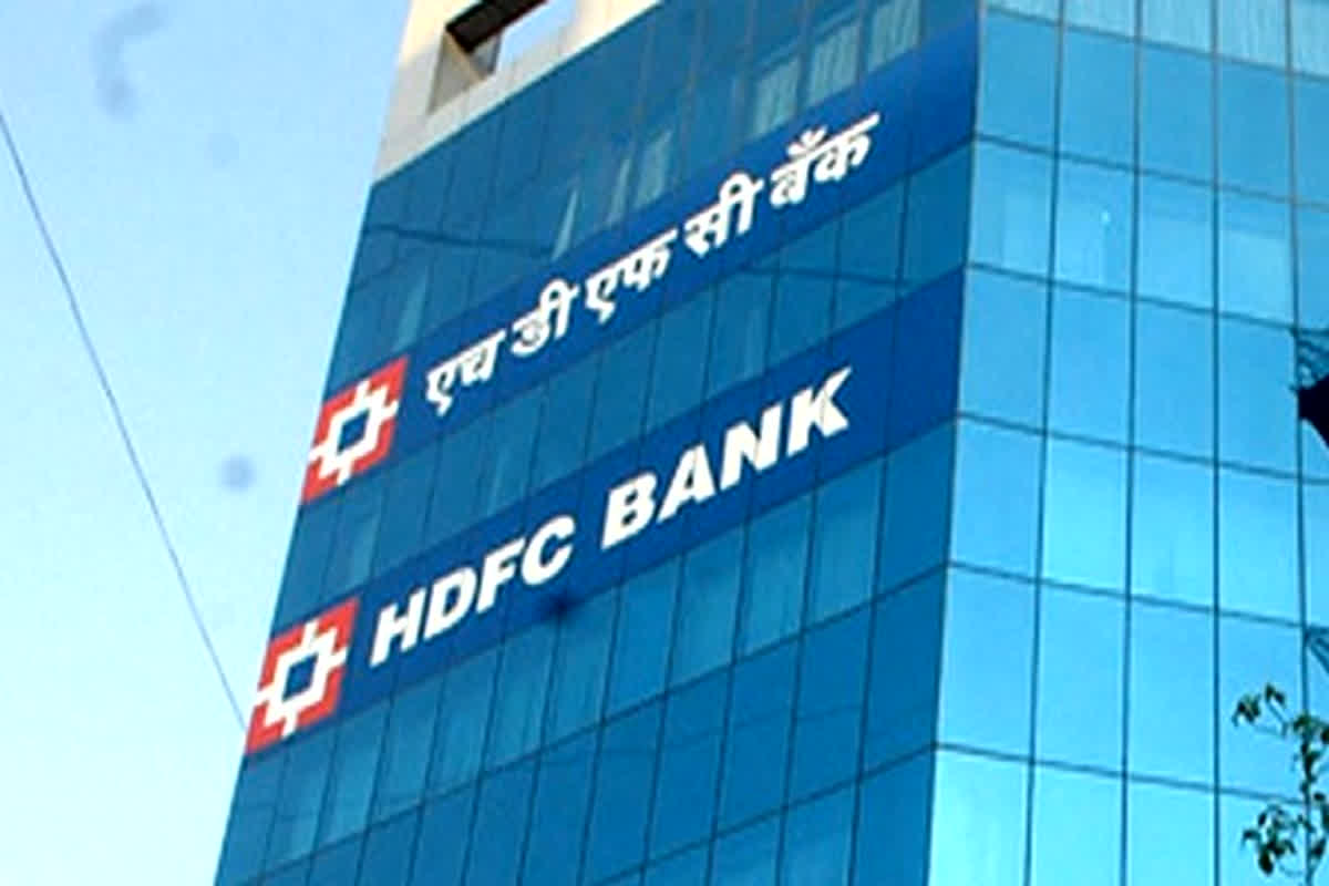 HDFC Bank Share Price: 52-हफ्ते के शिखर के करीब HDFC बैंक का स्टॉक, पुट ऑप्शंस में बढ़ती रुचि, निवेशकों के लिए जोखिम या मौका?