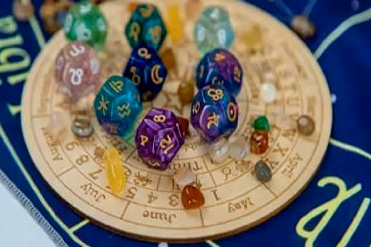 अंक राशिफल 10 नवंबर: 1-9 मूलांक वालों के लिए सोमवार का दिन कैसा रहेगा? जानिए सफलता, प्रेम और स्वास्थ्य से जुड़ी जानकारी