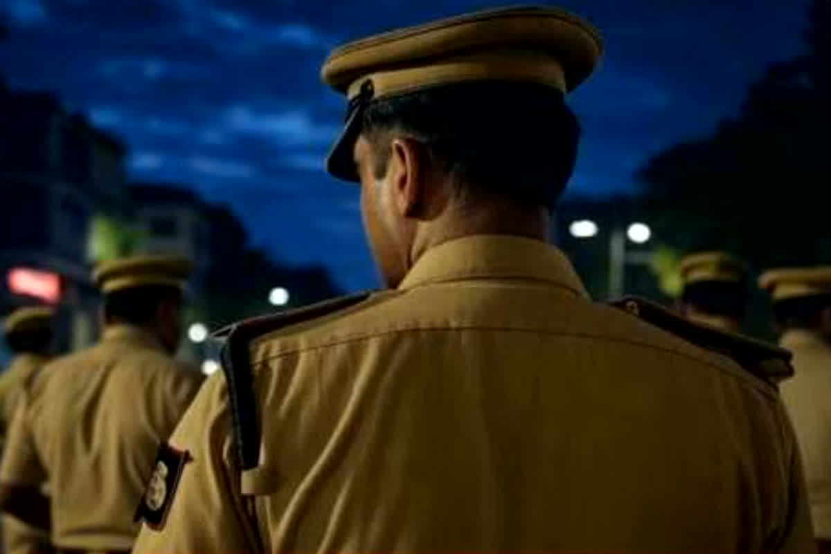 Katni News: किराए के मकान में चल रहा था बड़ा खेल, छापा मारने पहुंची पुलिस की टीम, अंदर का नजारा देख उड़ गए होश, 20 से ज्यादा लोग पकड़े गए