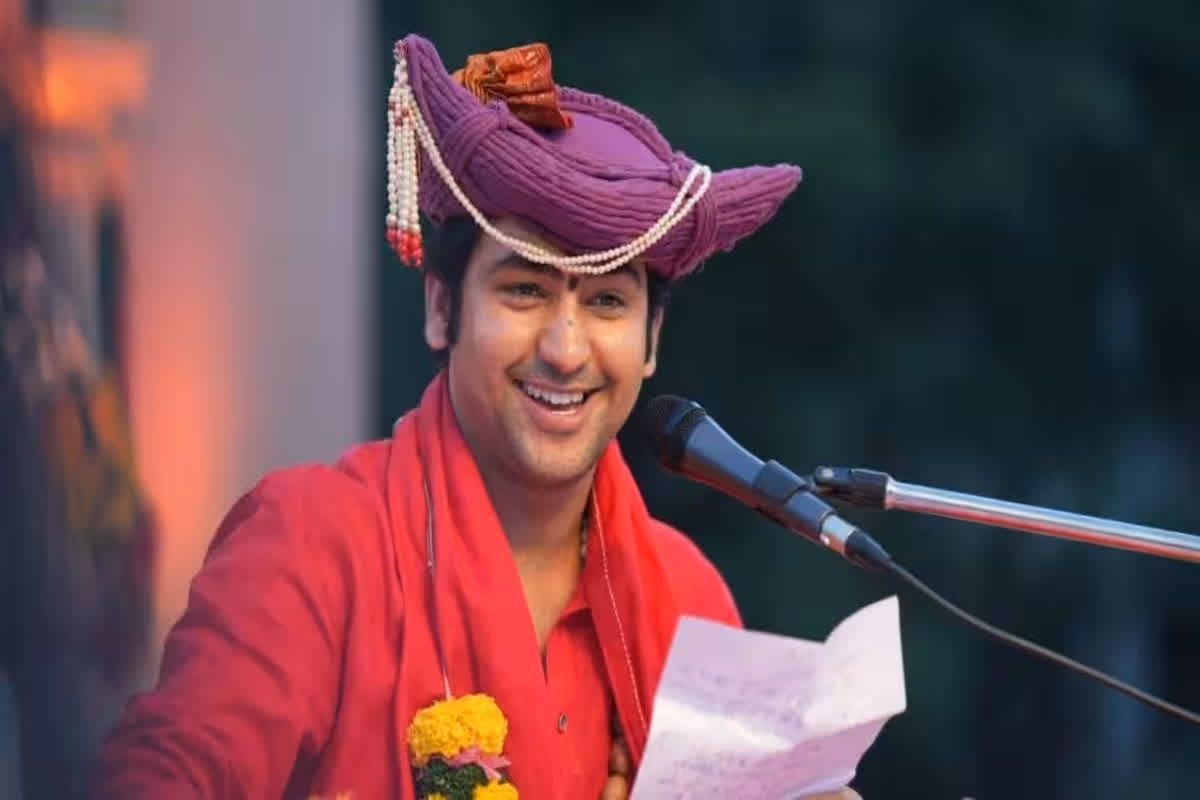 Dhirendra Shastri News : पदयात्रा के दौरान फिर बिगड़ी धीरेंद्र कृष्ण शास्त्री की तबीयत, हो रही ये तकलीफें, डॉक्टरों ने अब हेल्थ को लेकर दिया बड़ा अपडेट